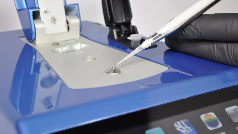 Microvolume UV-Vis Spectrophotometer In Top 0.1% of Global Life Science Products